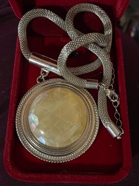 Vintage Mother of Pearl Mosaic Silver Tone Pendant Necklace